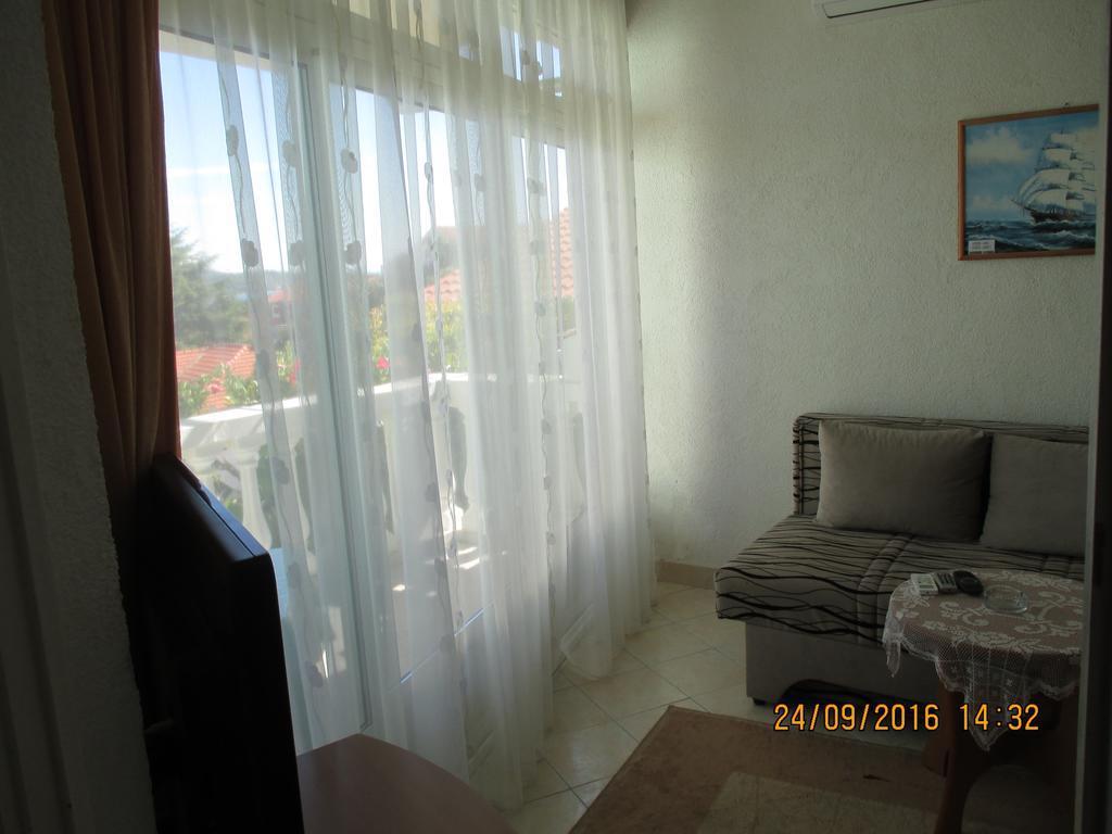 Apartments Katarine Zrinske Водице Экстерьер фото