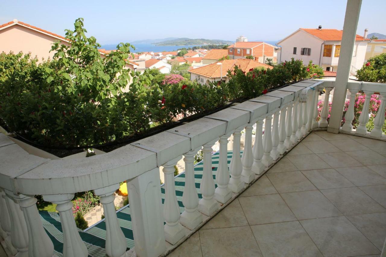 Apartments Katarine Zrinske Водице Экстерьер фото